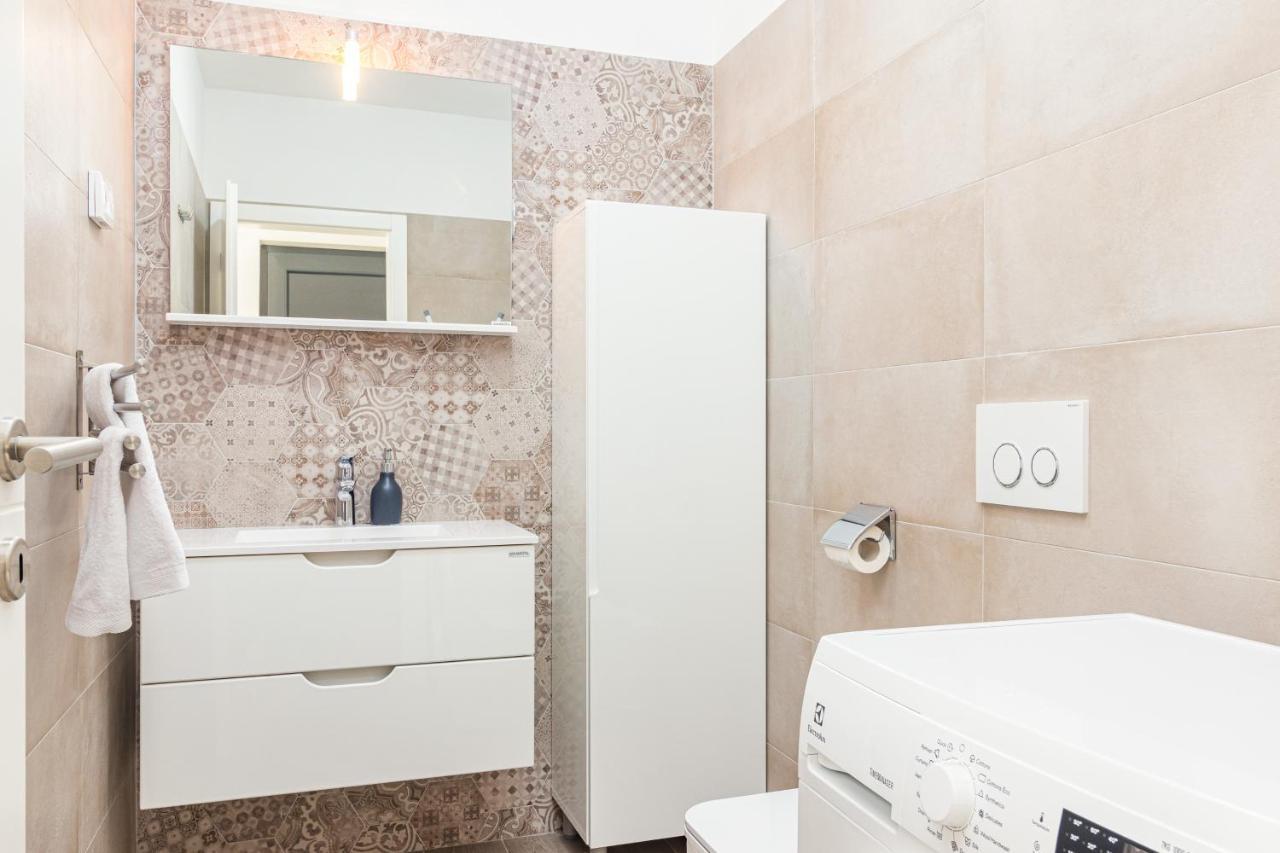 Apartments Anna ลิทซ์ยัน ภายนอก รูปภาพ