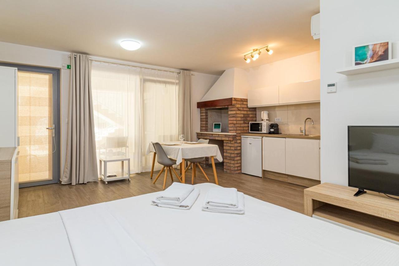 Apartments Anna ลิทซ์ยัน ภายนอก รูปภาพ