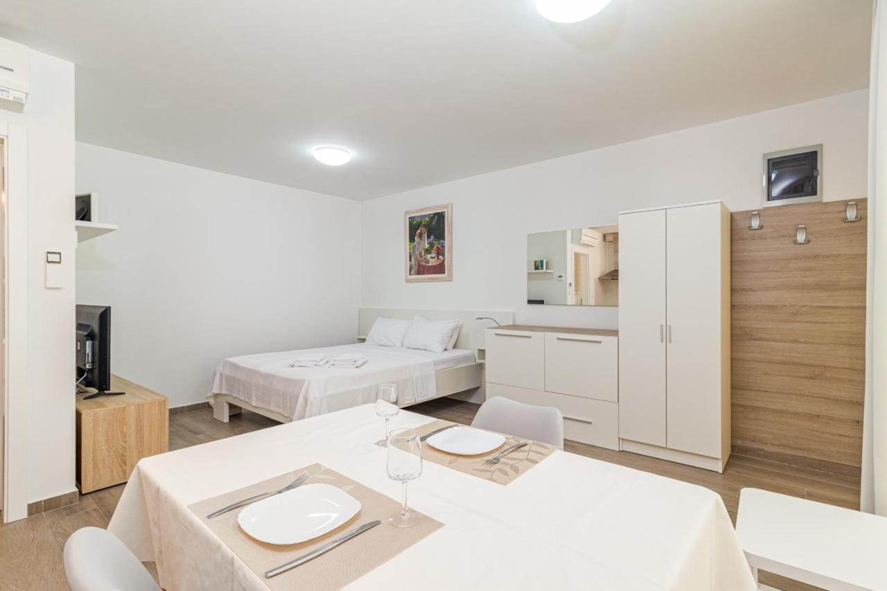 Apartments Anna ลิทซ์ยัน ภายนอก รูปภาพ